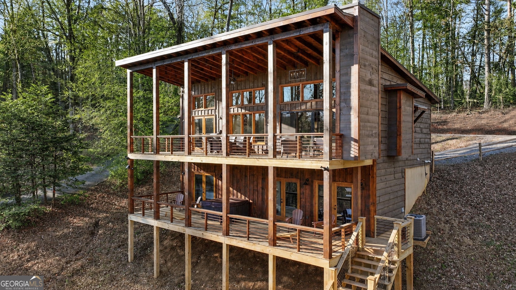 224 Woodland TRL