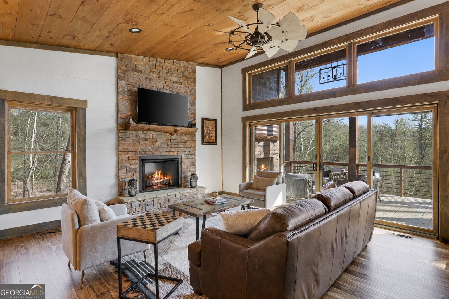 224 Woodland TRL
