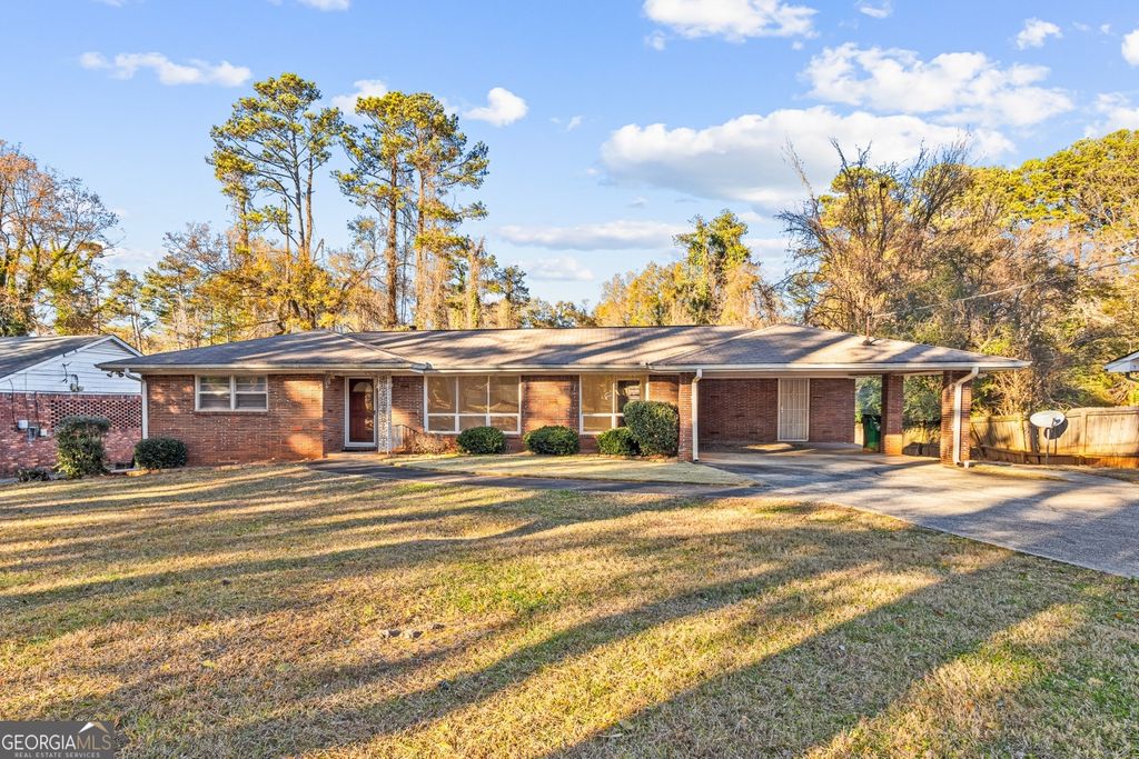 Photo of 4140 Rainbow Drive, Decatur, GA 30034 (MLS # 10660766)