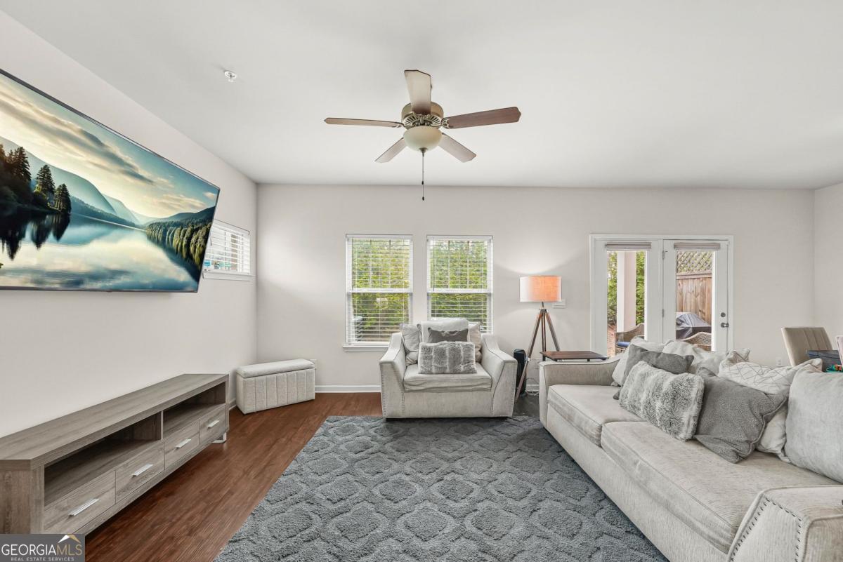 1433 Flathead River LN