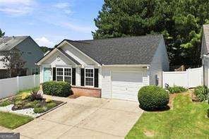 Photo of 203 Oak Grove Lane, Acworth, GA 30102 (MLS # 10869679)
