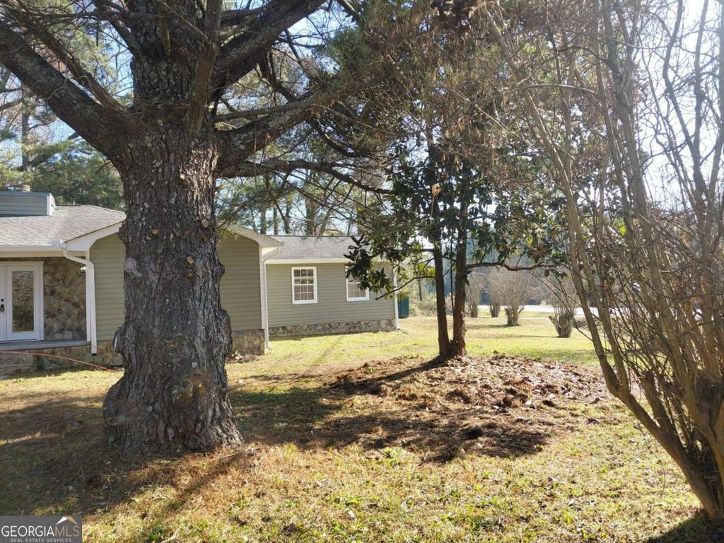 Photo of 1411 Fairview Drive, Stockbridge, GA 30281 (MLS # 10725176)