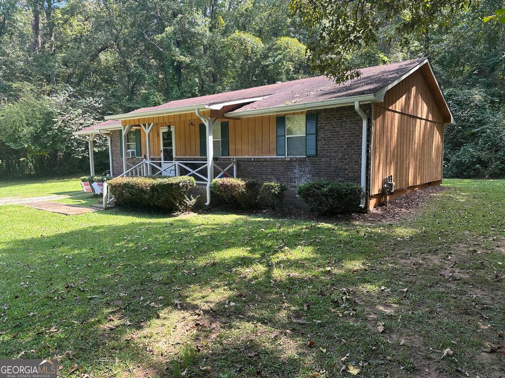 Photo of 70 Sargent Circle, Franklin, GA 30217 (MLS # 10696917)