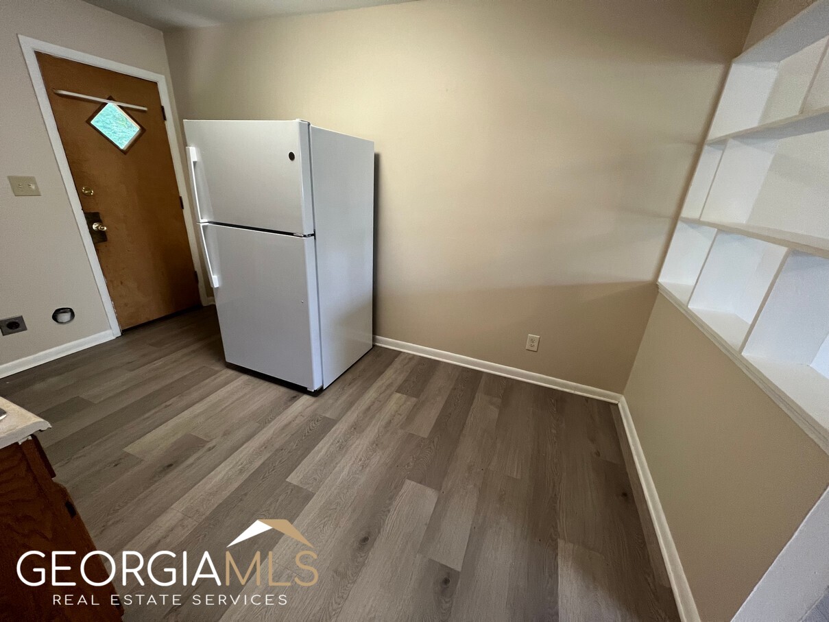 4057 Elizabeth Park CT