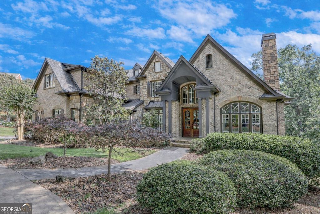 Photo of 6226 Random Winds Bluff, Gainesville, GA 30506 (MLS # 10660775)