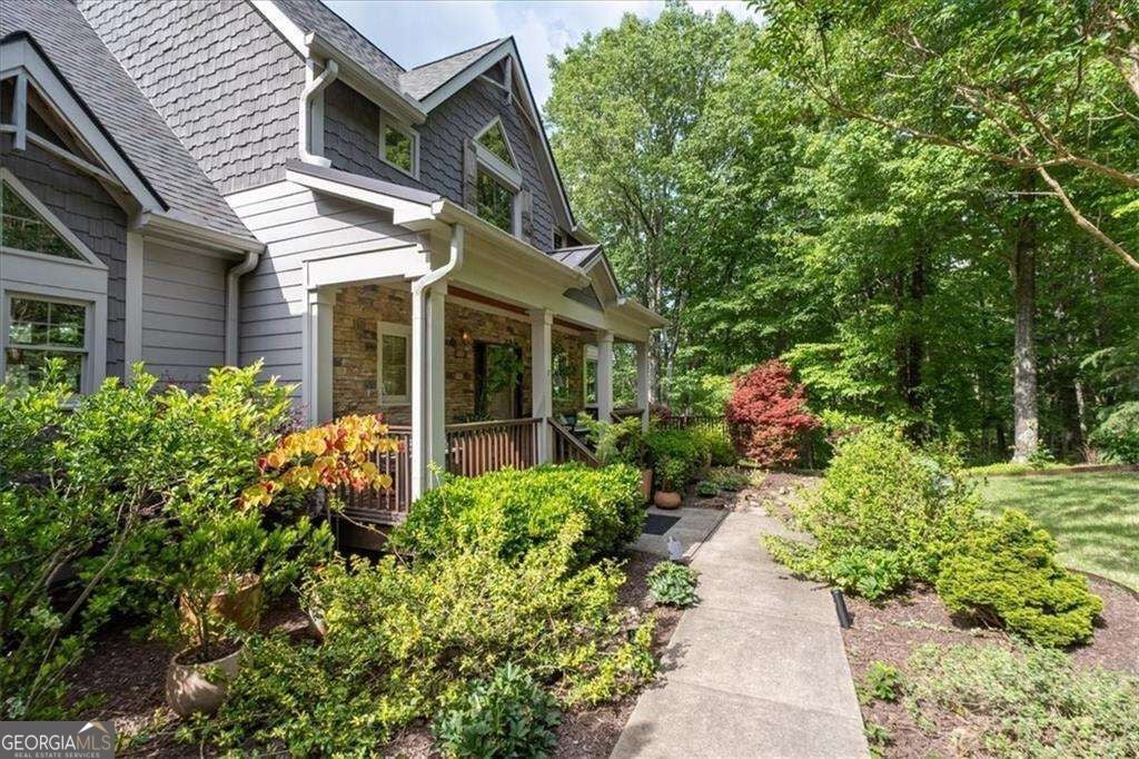 270 Mosswood LN W