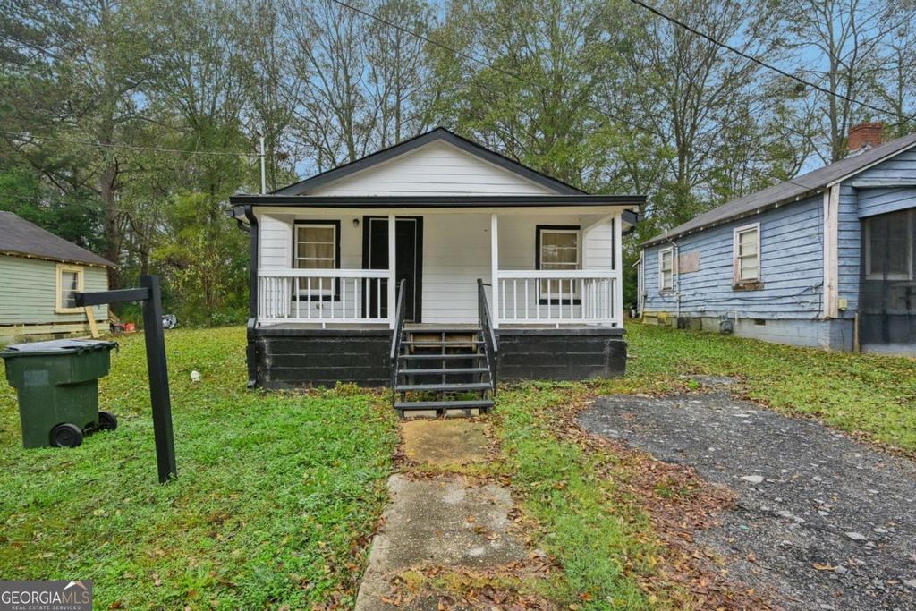 Photo of 5160 Avery Street SW, Covington, GA 30014 (MLS # 10730126)