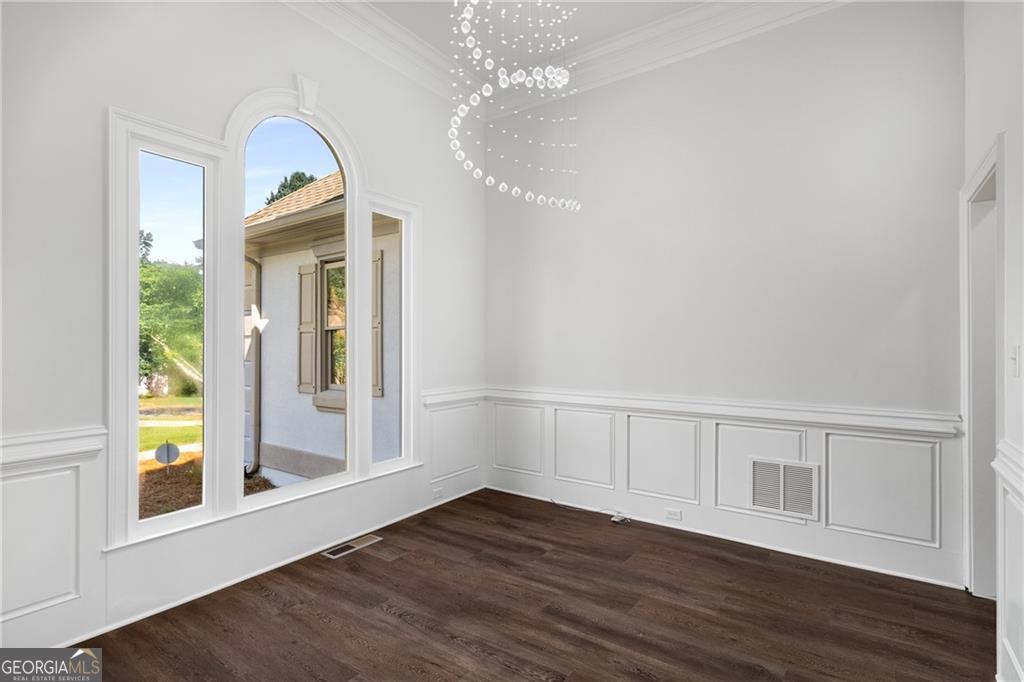 7025 Bavarian Wood PL