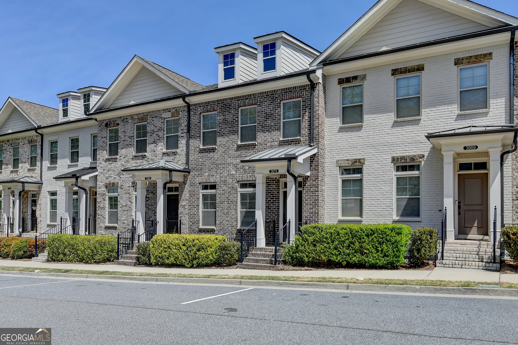 3879 Glenview Club LN