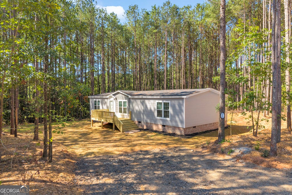 Photo of 848 Swilling Rd, Martin, GA 30557 (MLS # 10834021)