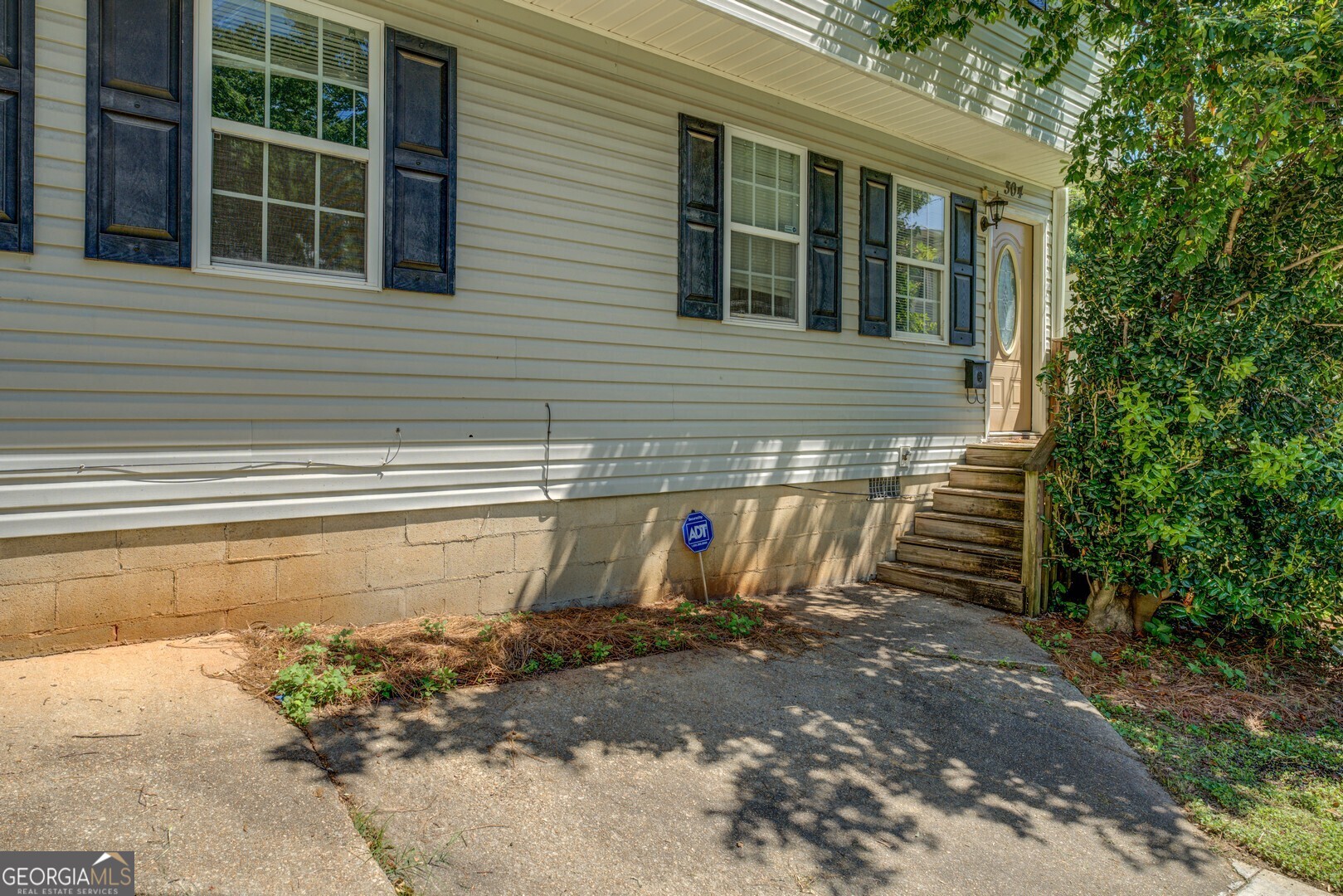 302 Atlanta AVE SE