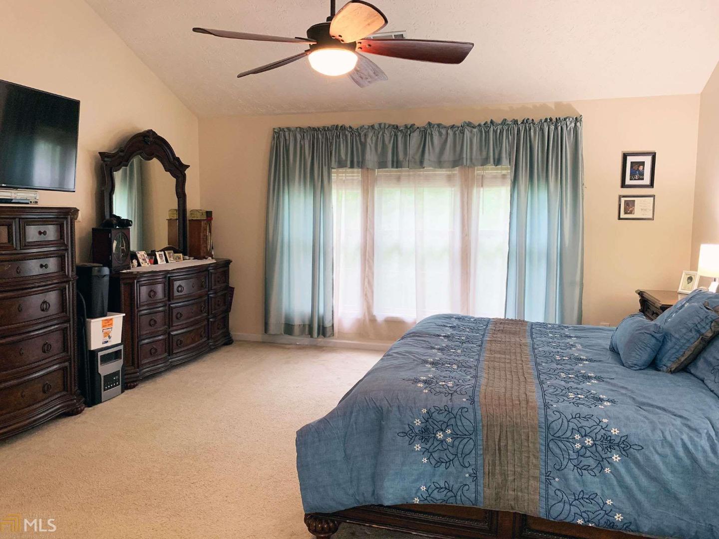 Rivercliff Place - Residential