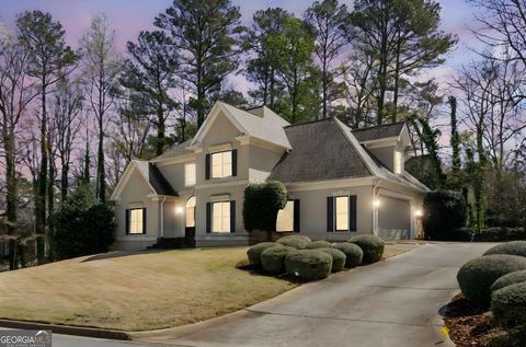 1480 Chinook CT SW Lilburn GA 30047