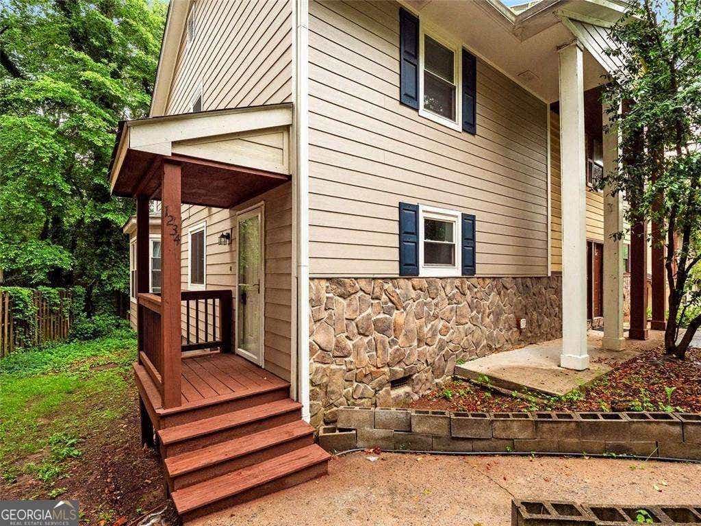 Photo of 1234 Falling Water Drive SE, Smyrna, GA 30080 (MLS # 10777592)