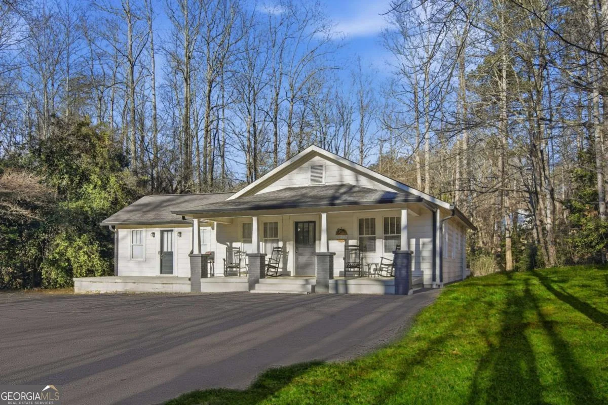 1374 Dawsonville Highway