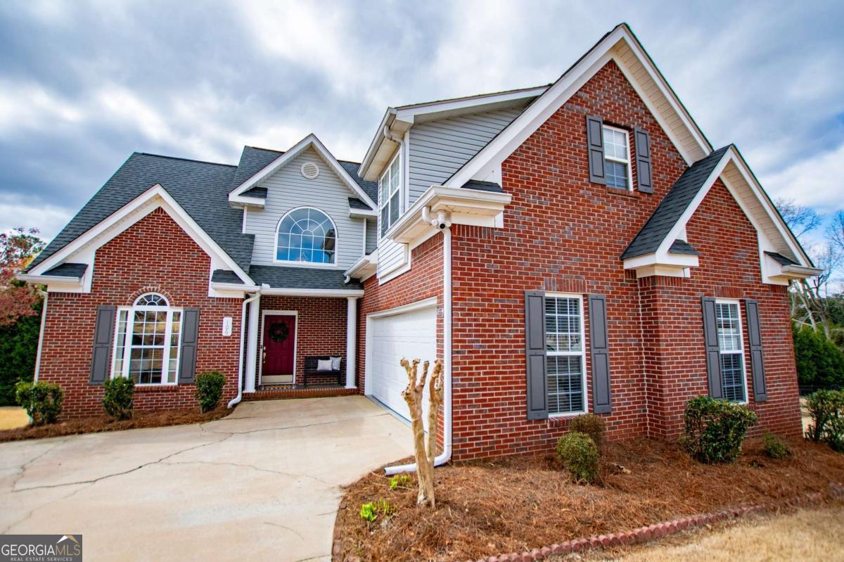 106 Victoria WAY