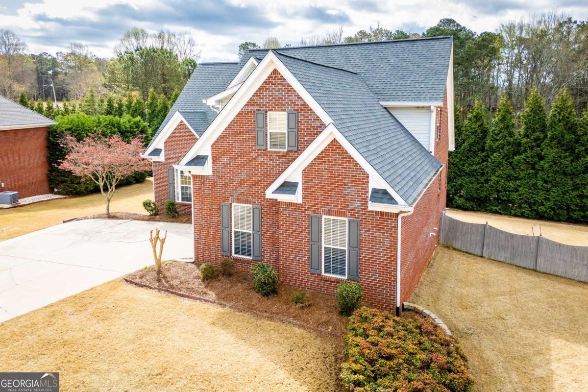 106 Victoria WAY