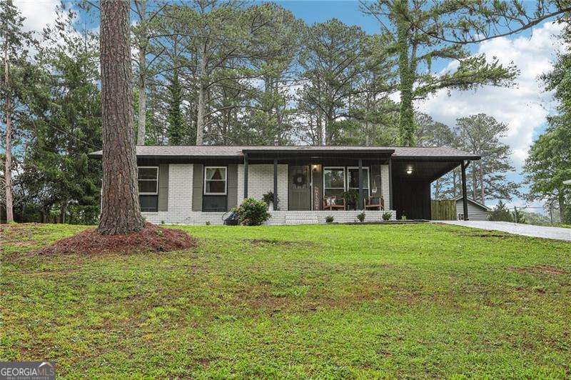 3351 Landrum DR SE