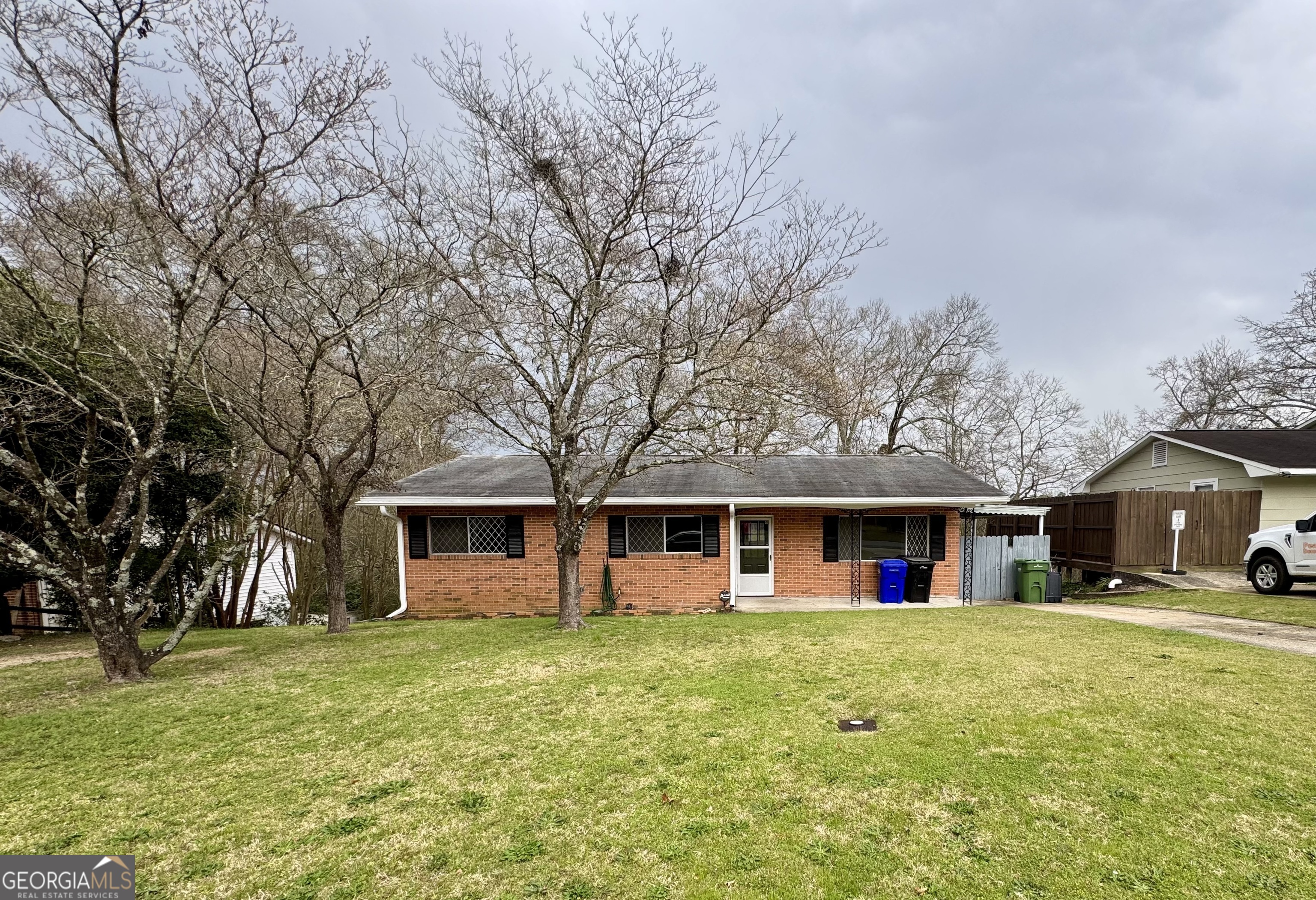Listing image 2