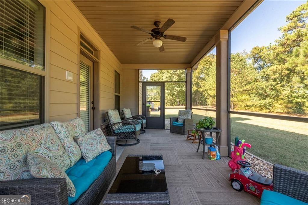 Jonesboro, Georgia 30236, United States, 6 Bedrooms Bedrooms, ,5 BathroomsBathrooms,Residential,Active,255319