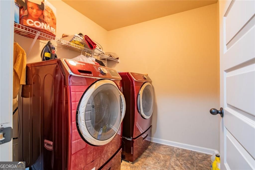 Jonesboro, Georgia 30236, United States, 6 Bedrooms Bedrooms, ,5 BathroomsBathrooms,Residential,Active,255319