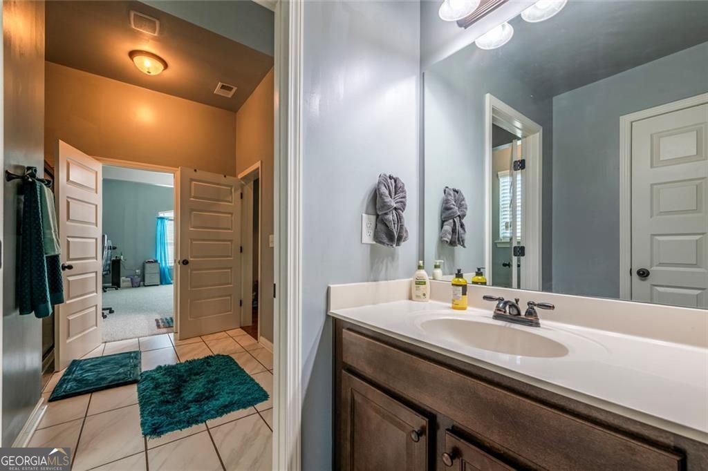 Jonesboro, Georgia 30236, United States, 6 Bedrooms Bedrooms, ,5 BathroomsBathrooms,Residential,Active,255319