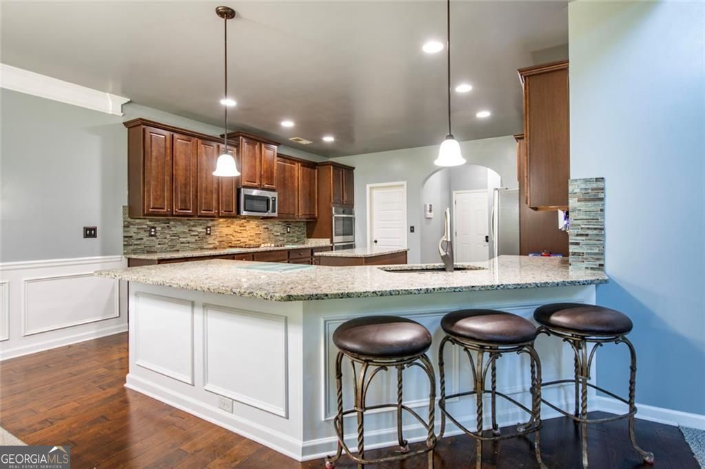 Jonesboro, Georgia 30236, United States, 6 Bedrooms Bedrooms, ,5 BathroomsBathrooms,Residential,Active,255319