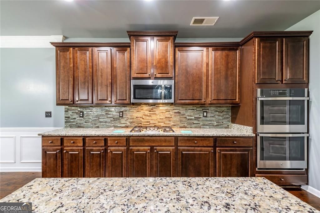 Jonesboro, Georgia 30236, United States, 6 Bedrooms Bedrooms, ,5 BathroomsBathrooms,Residential,Active,255319