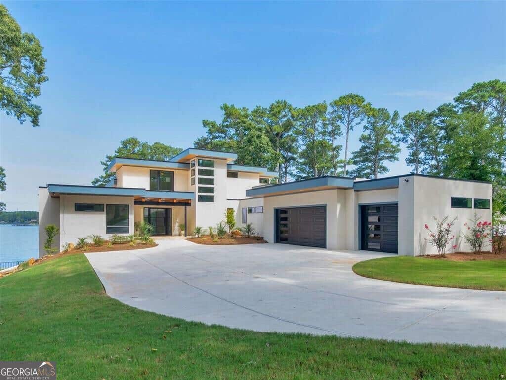 Photo of 3258 S Bay Drive, Jonesboro, GA 30236 (MLS # 10834566)