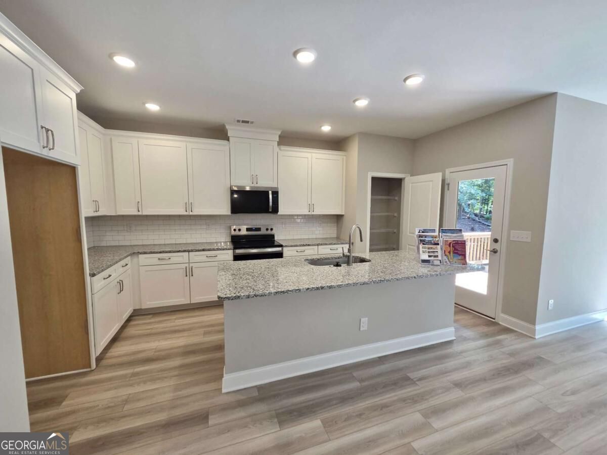 157 Silver Fox LOOP
