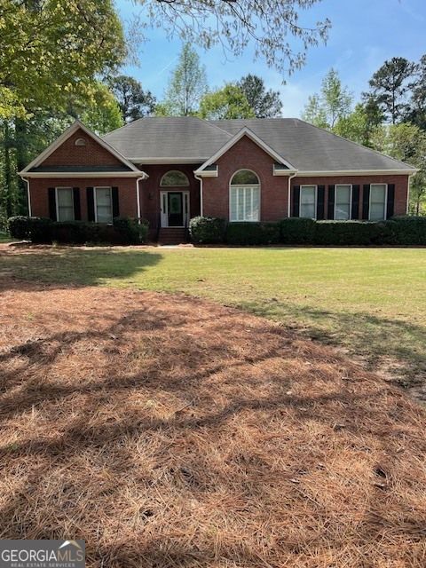 1316 Lake Forest LN McDonough GA 30253