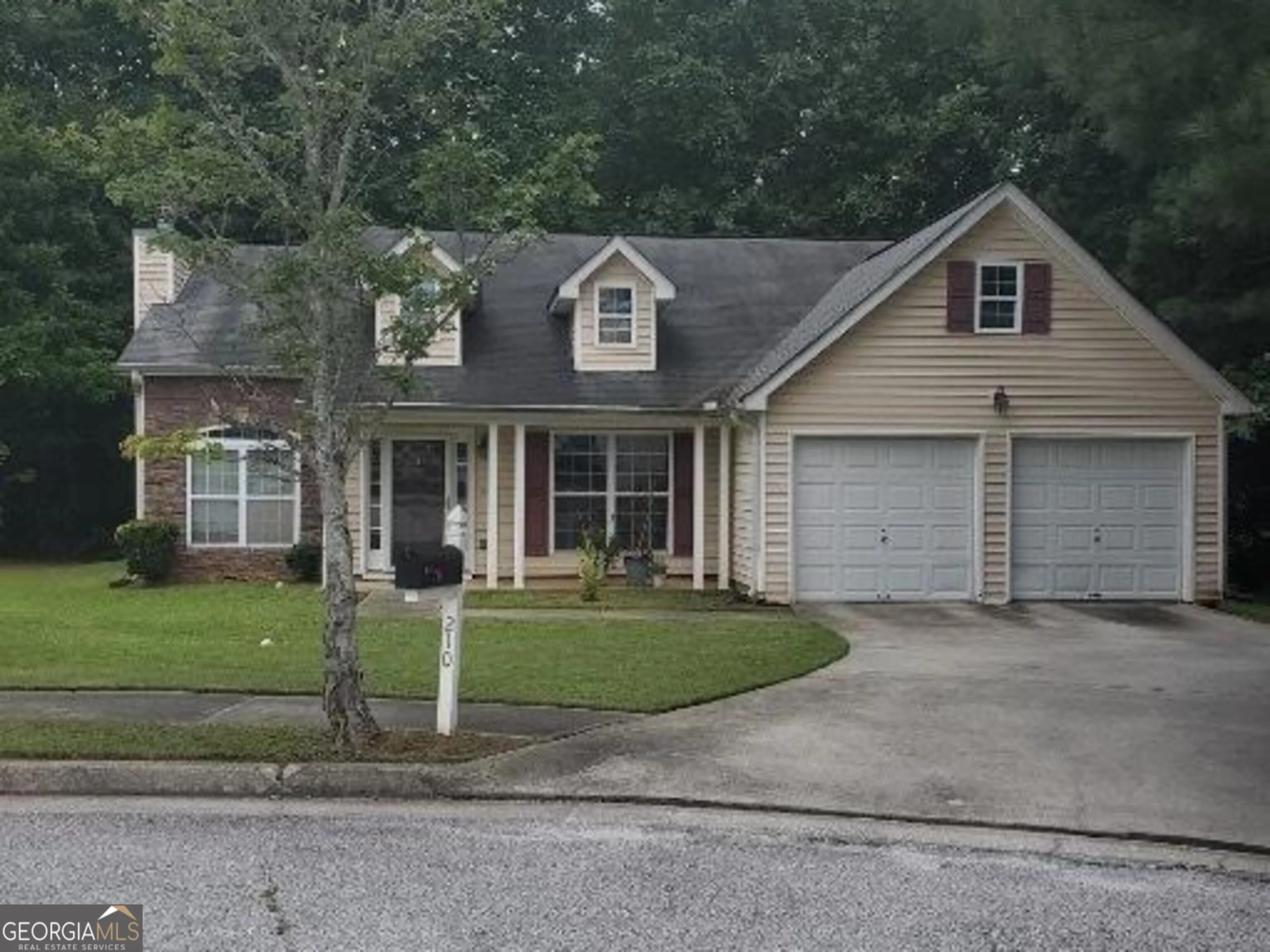 210 Arran Point