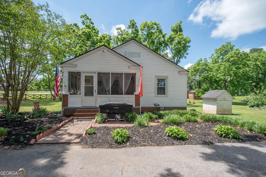Photo of 333 Carver Road, Griffin, GA 30224 (MLS # 10768185)