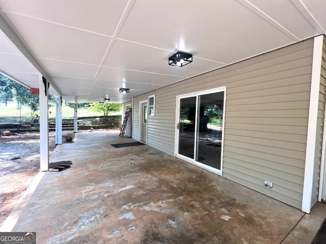 1532 Cobb Pond RD