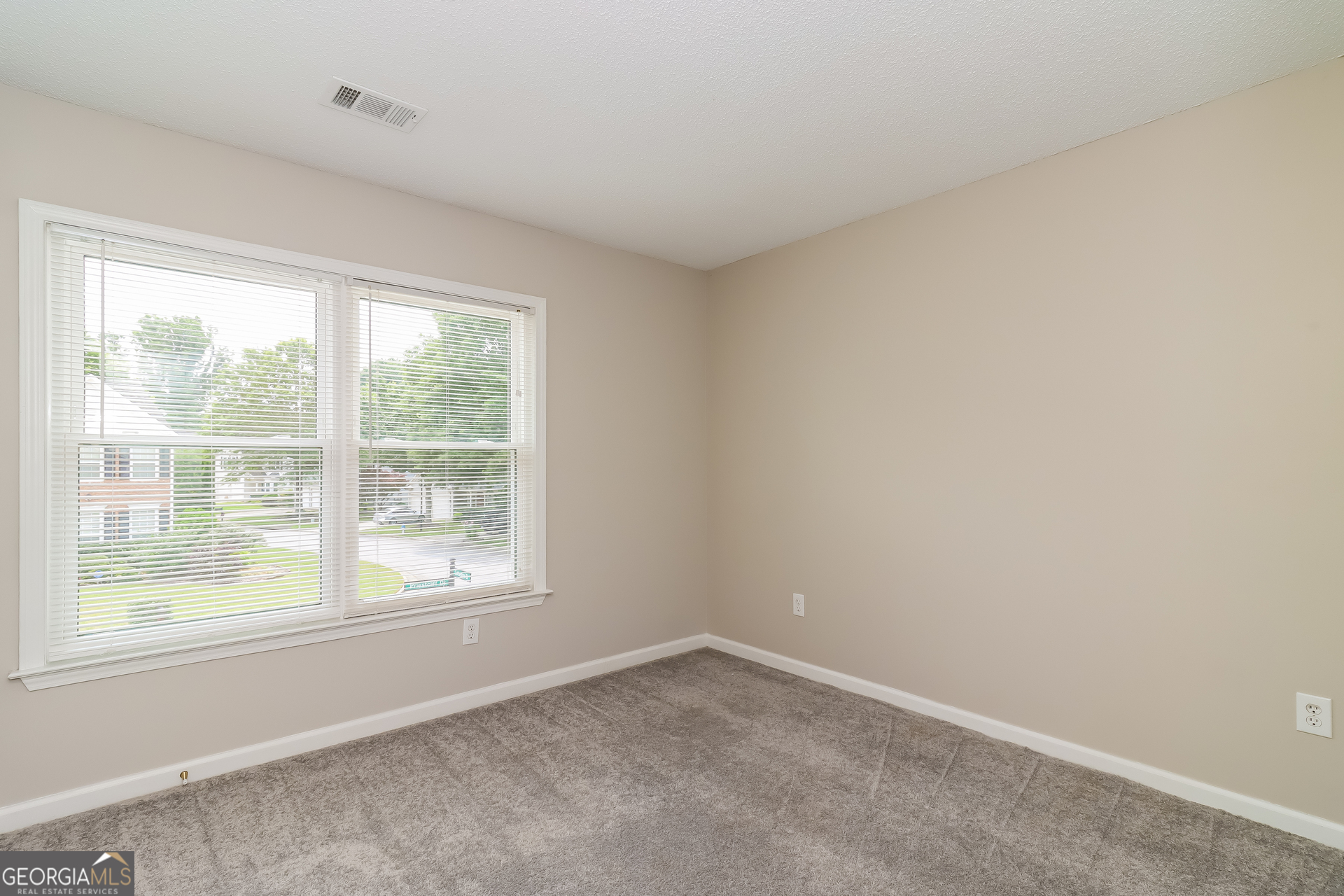3402 - CARRINGTON PARK - Residential