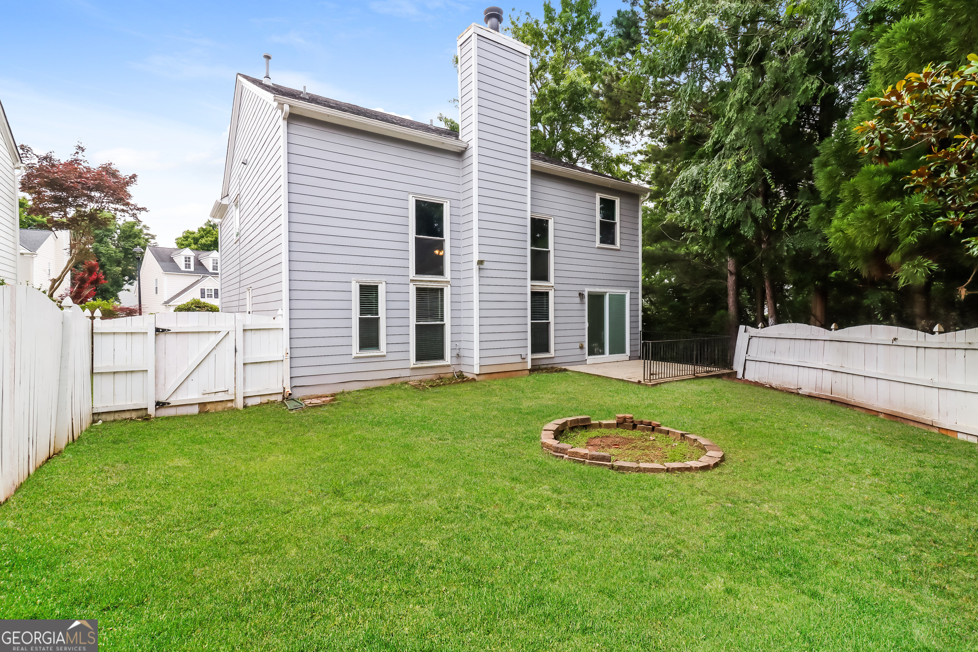 3402 - CARRINGTON PARK - Residential
