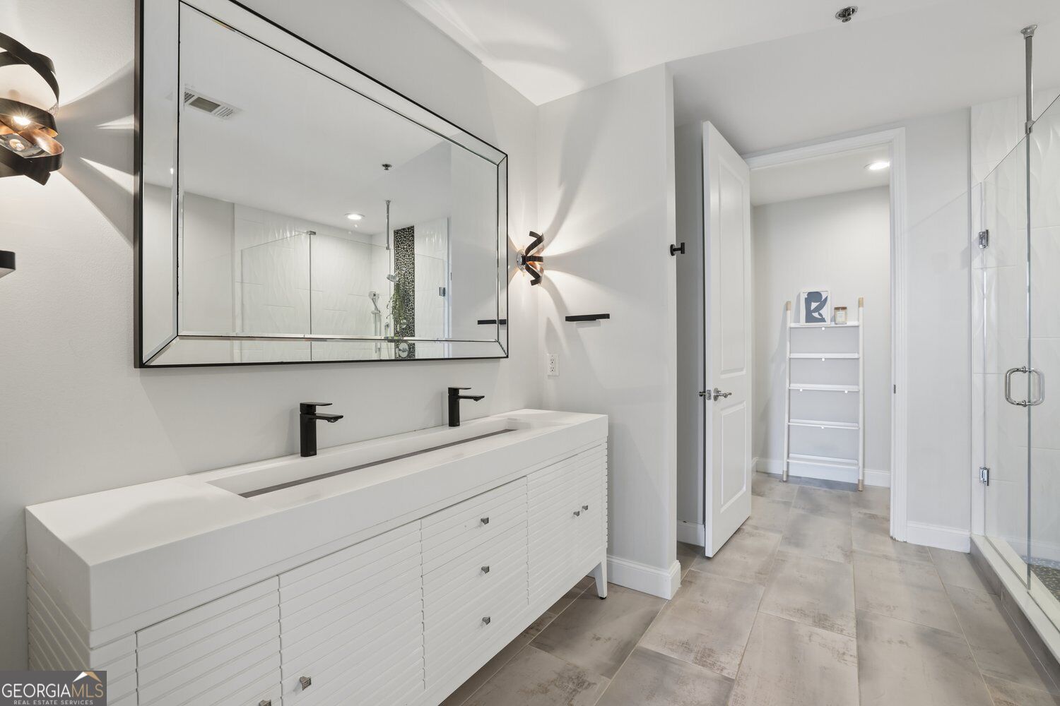 270 17th ST NW 1403