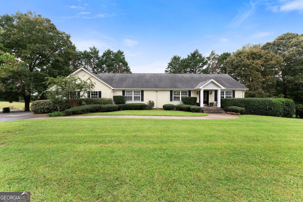 Photo of 405 Double Bridge Road, Demorest, GA 30535 (MLS # 10853816)