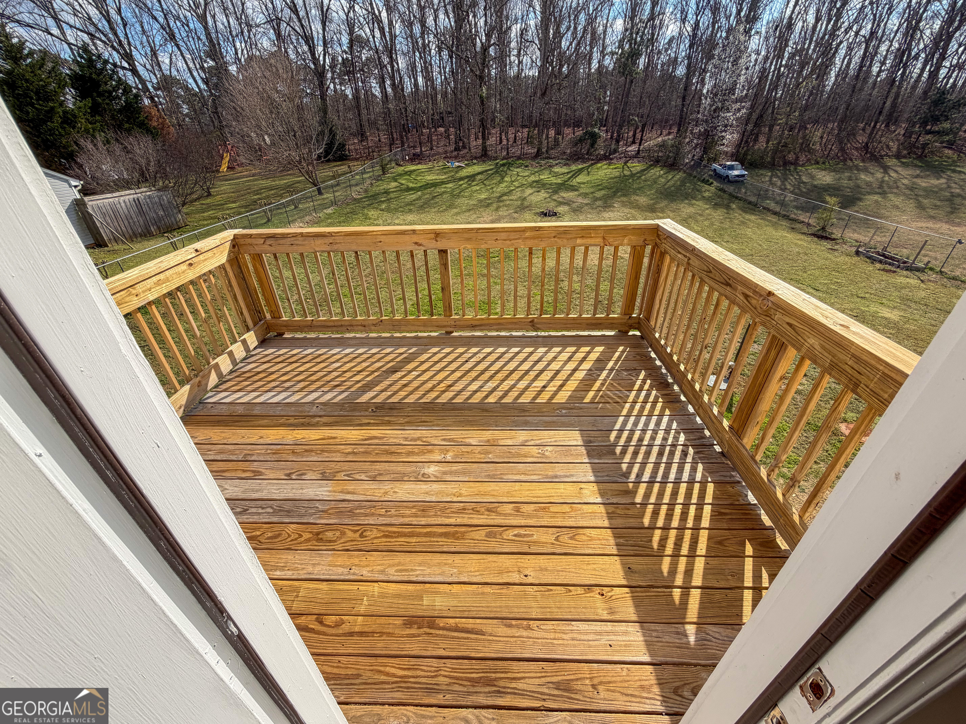 1119 Hummingbird WAY