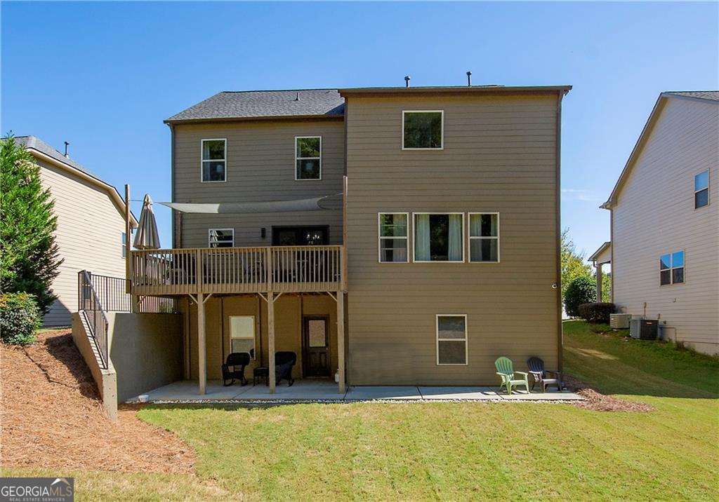 470 Montgomery AVE
