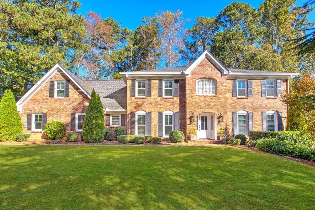 Photo 1 of 46 — 1168 Coronation DR, Dunwoody, GA 30338