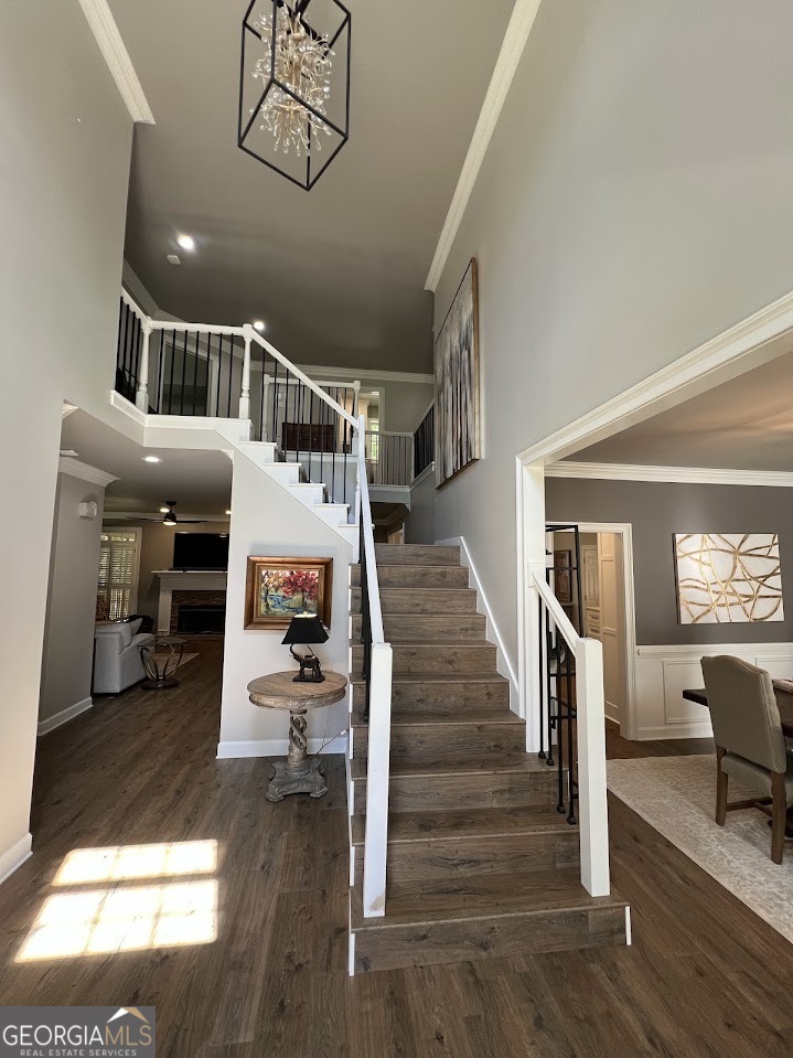 1122 Montclair DR