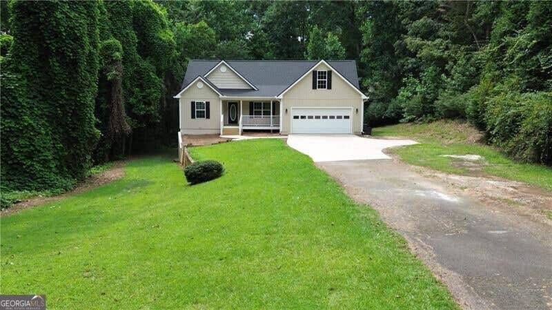 Photo of 420 Henry Pirkle Drive, Dawsonville, GA 30534 (MLS # 10824629)