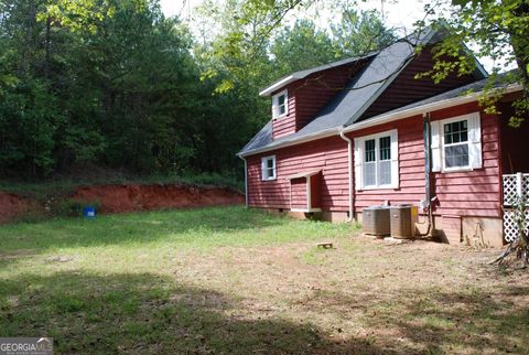 A home in Murrayville