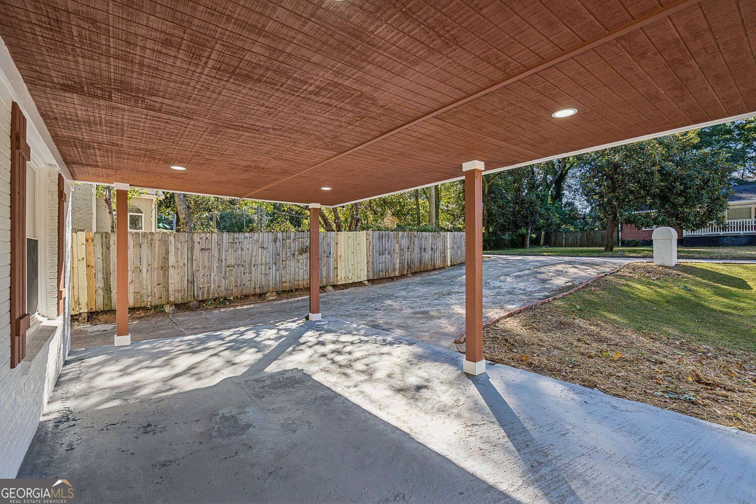 2662 Joyce AVE