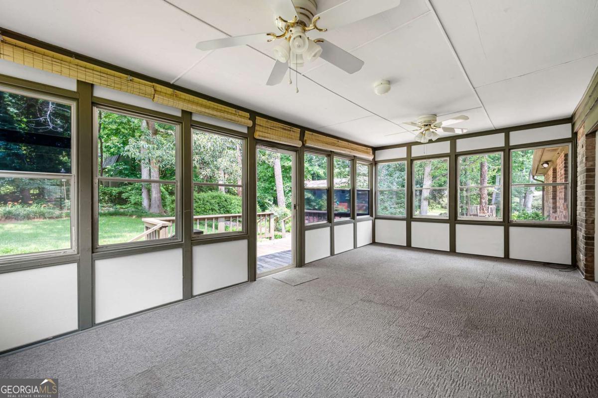 Forest Creek Trail - Residential