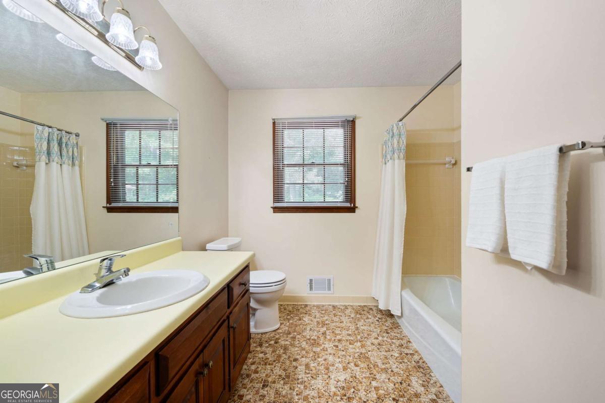 Forest Creek Trail - Residential