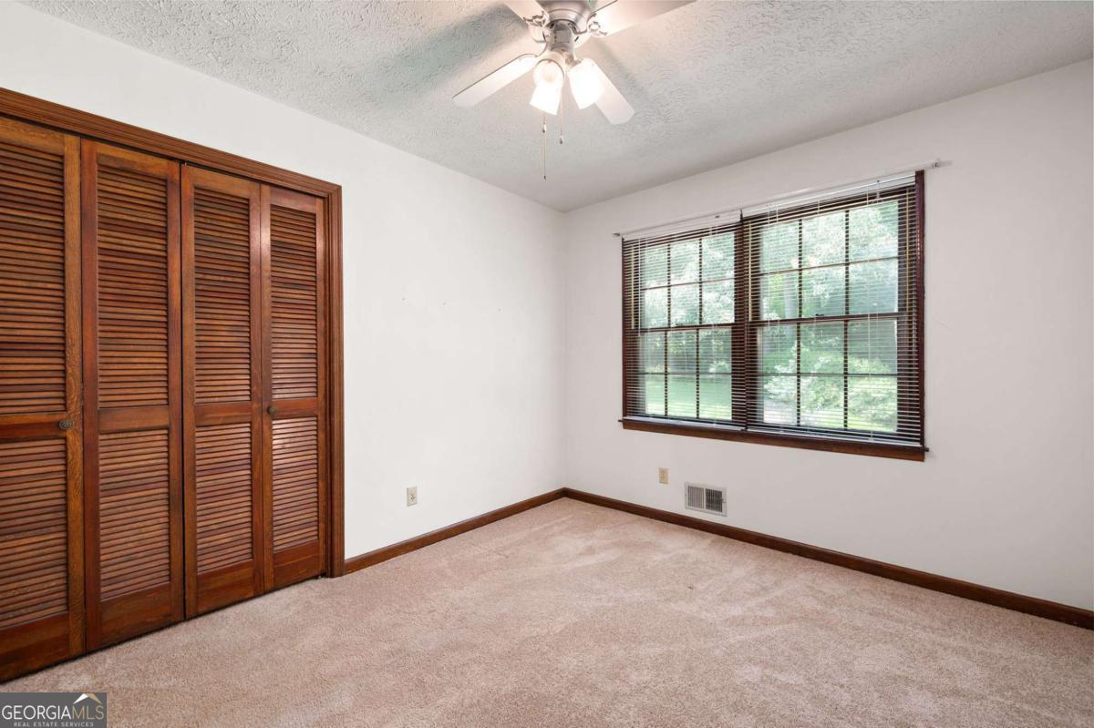 Forest Creek Trail - Residential