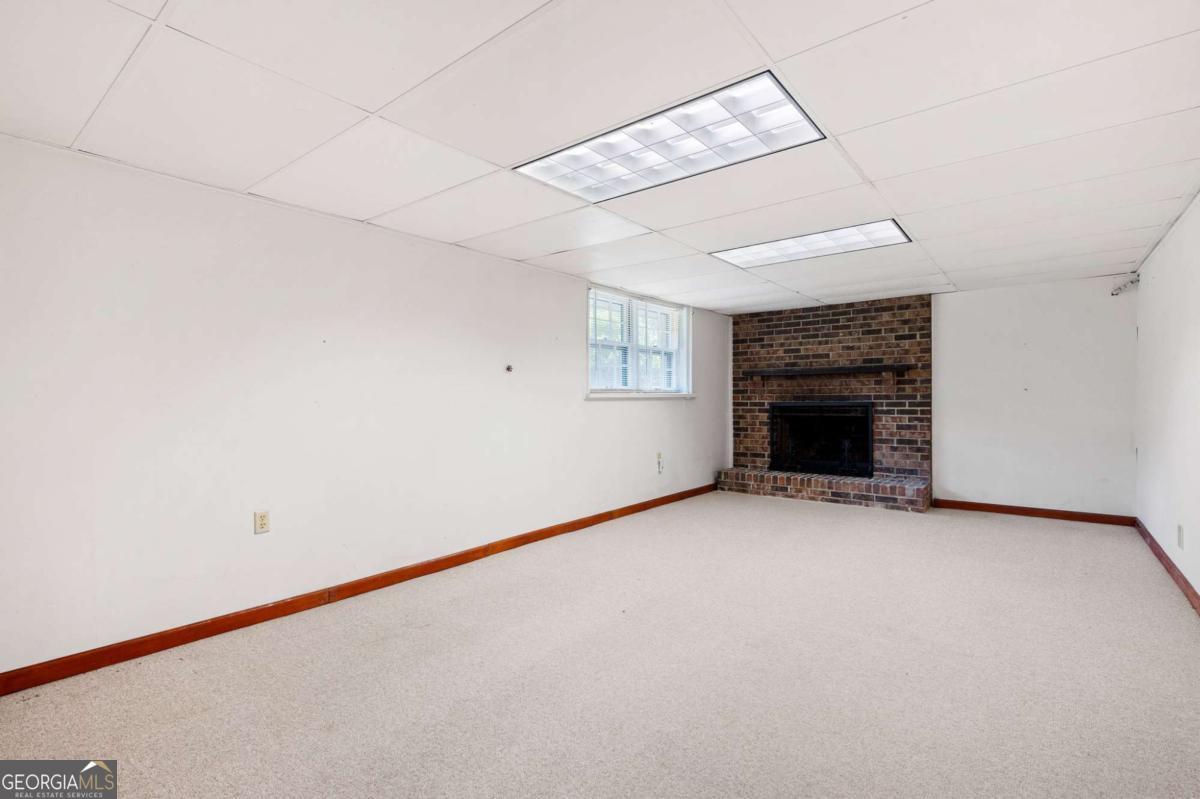 Forest Creek Trail - Residential