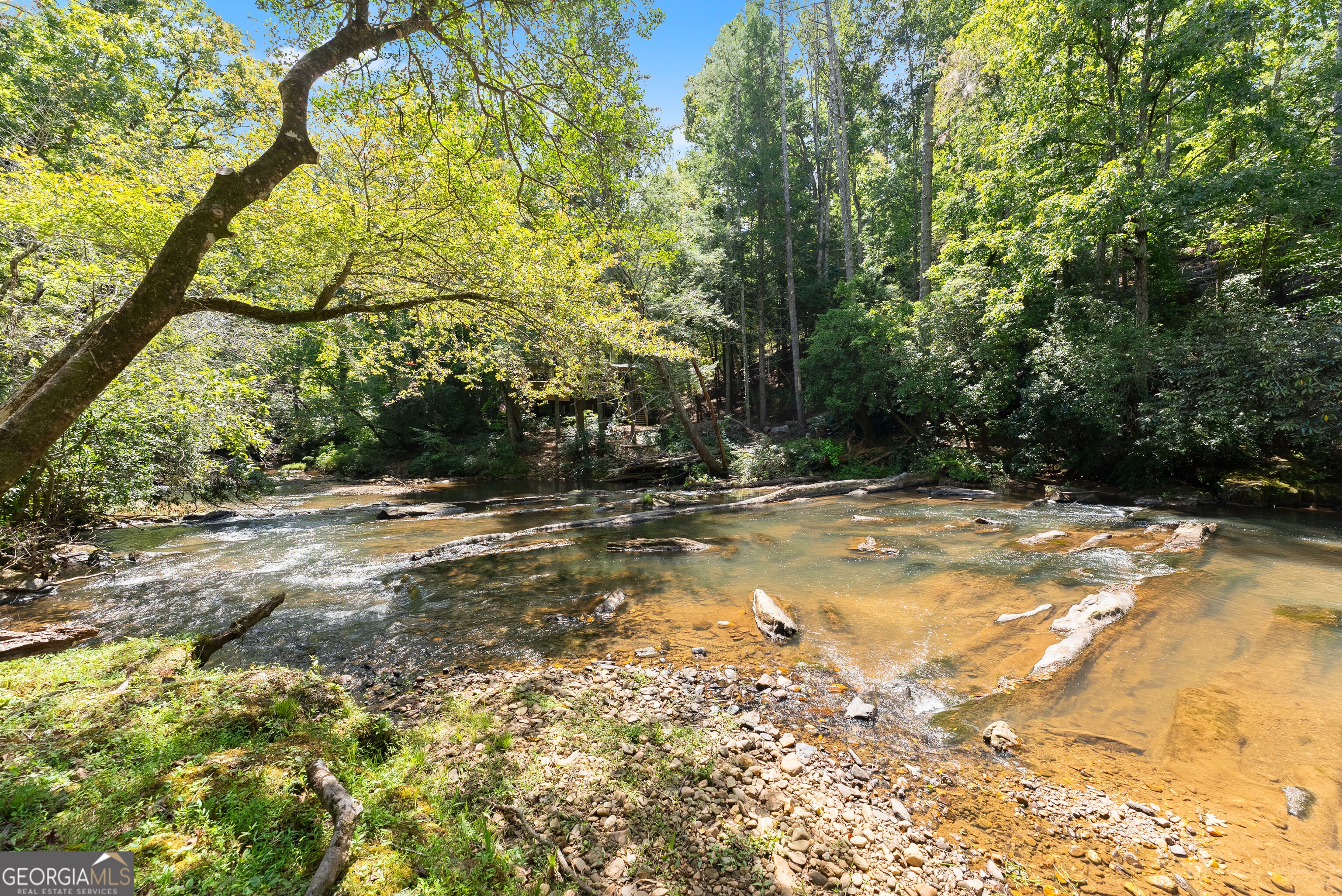 1366 Deer Woods TRL
